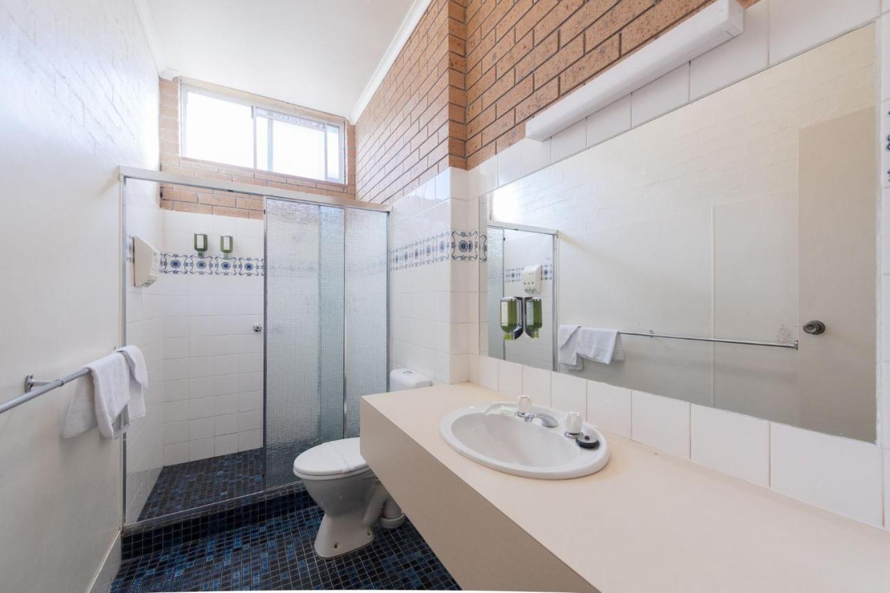 Colac Mid City Motor Inn Ngoại thất bức ảnh