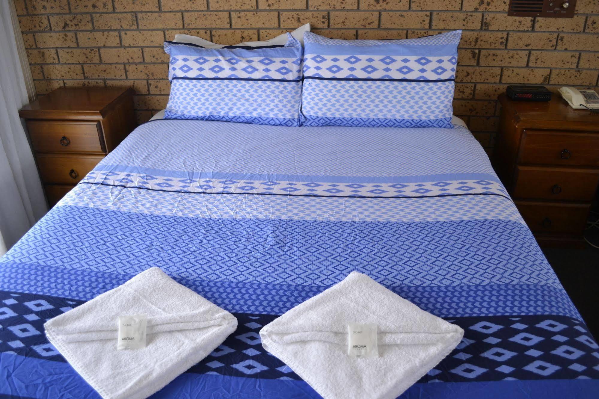 Colac Mid City Motor Inn Ngoại thất bức ảnh