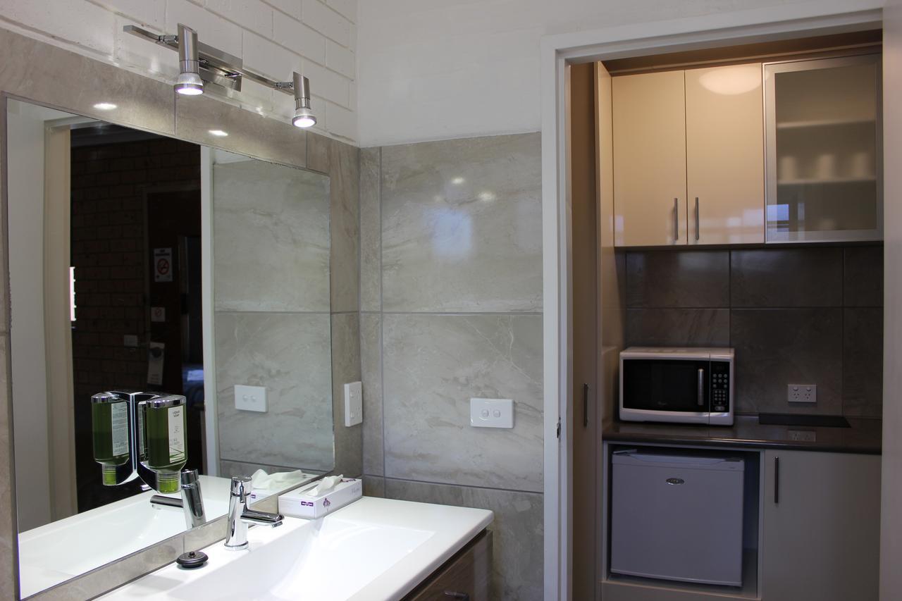 Colac Mid City Motor Inn Ngoại thất bức ảnh